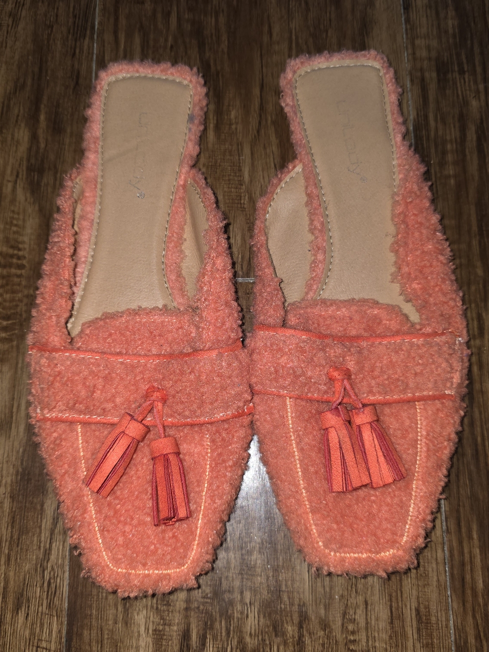 Tassel Wool-Textured Mule in Coral